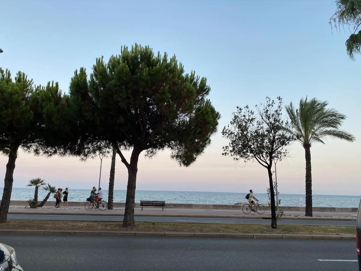 Coquet Logement Front De Mer Cagnes-sur-Mer